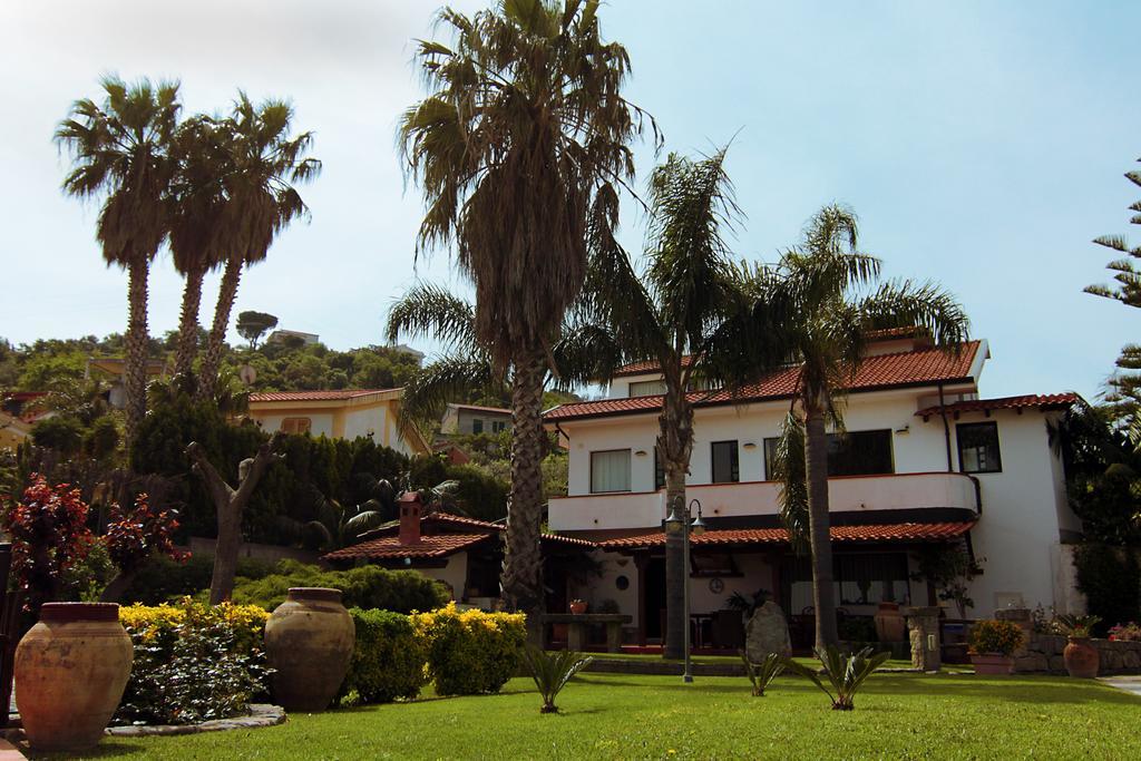 B&B Villa Bency Capo dʼOrlando Buitenkant foto