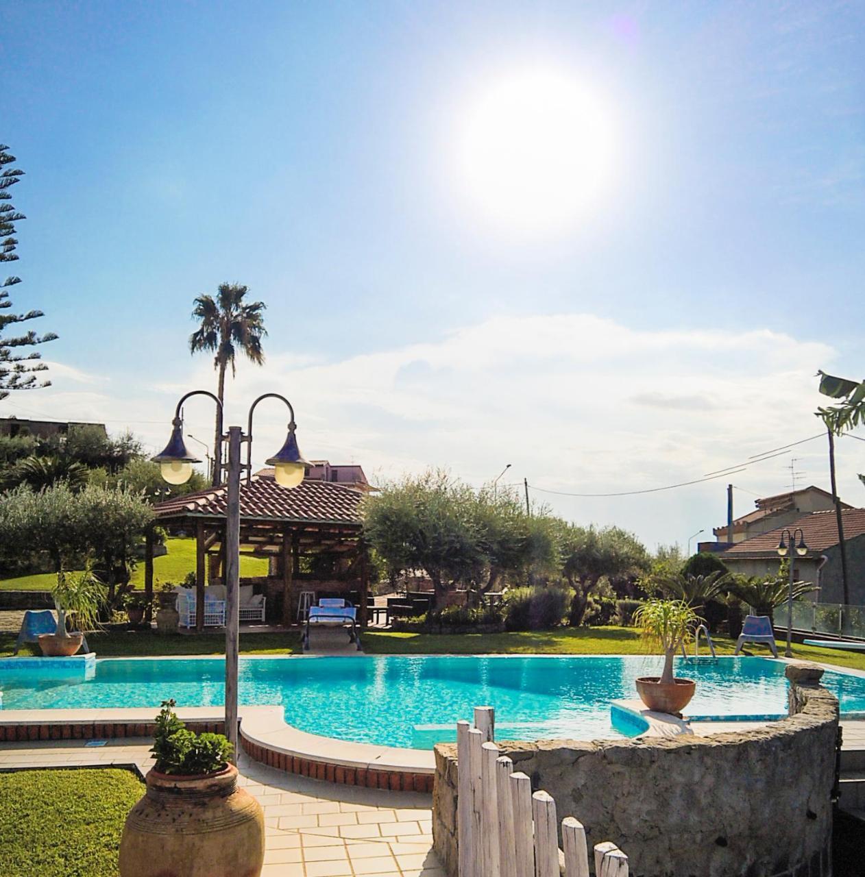 B&B Villa Bency Capo dʼOrlando Buitenkant foto
